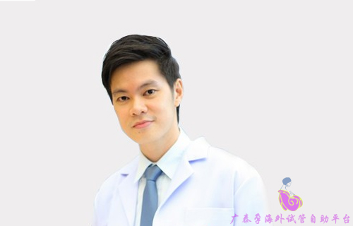 医生Pokpong Pansrikaew 医生Pokpong Pansrikaew